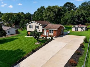 202 Harvest Dr, King, NC 27021