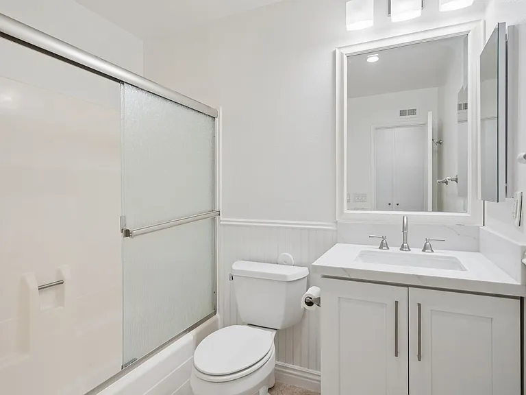 8822 Bellshire Dr — Photo 10
