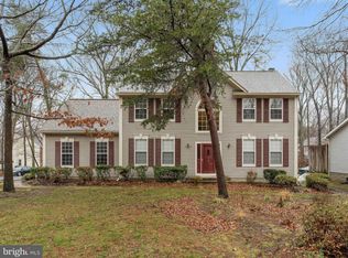 1361 Old Water Oak Point Rd, Pasadena, MD 21122