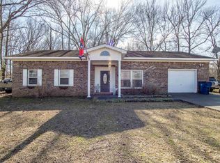 80 Freeman Dr, Savannah, TN 38372