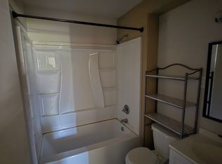 3313 SE Bryant St, Topeka, KS 66605