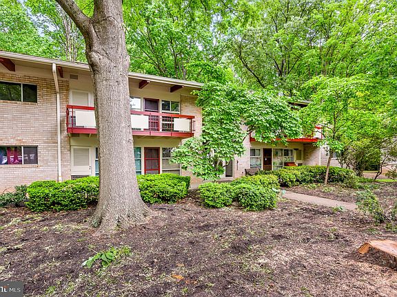 3rd image of 4335 Americana Dr APT 201
