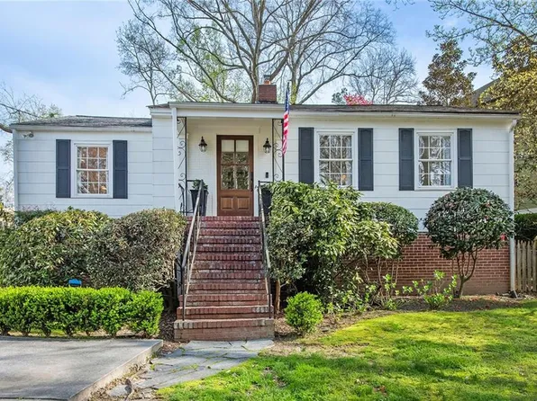 3063 Canfield Dr, Atlanta, GA 30341