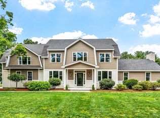 10 Sleigh Ride Ln, Littleton, MA 01460