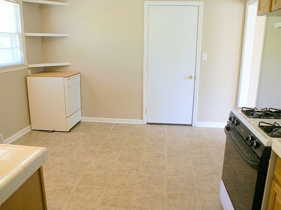Tiled Counter tops in Kitchen!