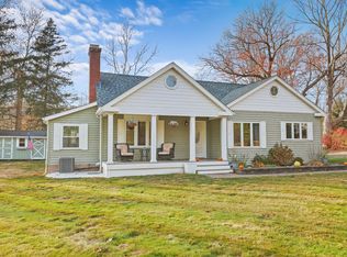 44 Rimmon Rd, North Haven, CT 06473