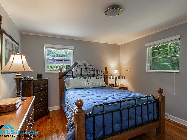 1021 Sedgefield St — Photo 18