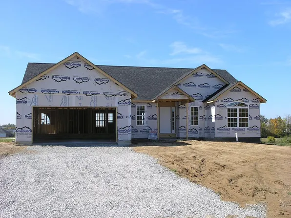 1215 Marien Dr, Columbia, IL 62236