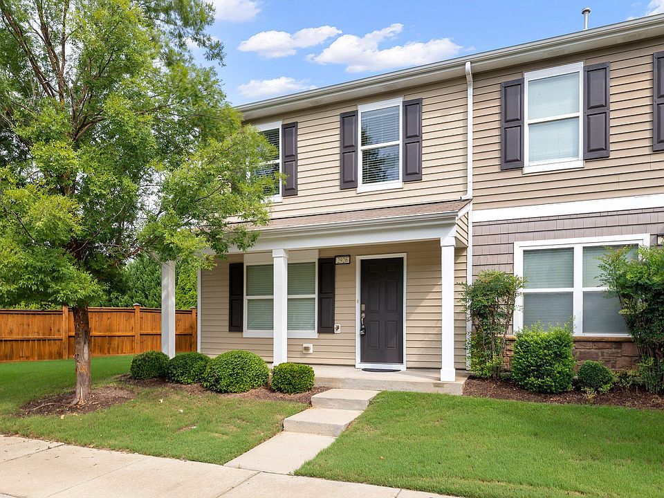 1st image of 2926 Berkeley Springs Pl