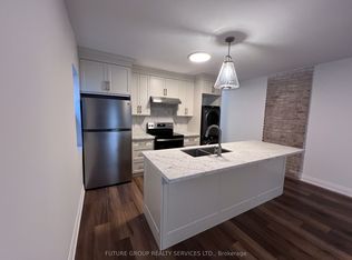 4876 Simcoe St #3, Niagara Falls, ON L2E 1V9