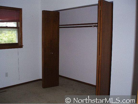 4th image of 14997 Fischer Avenue