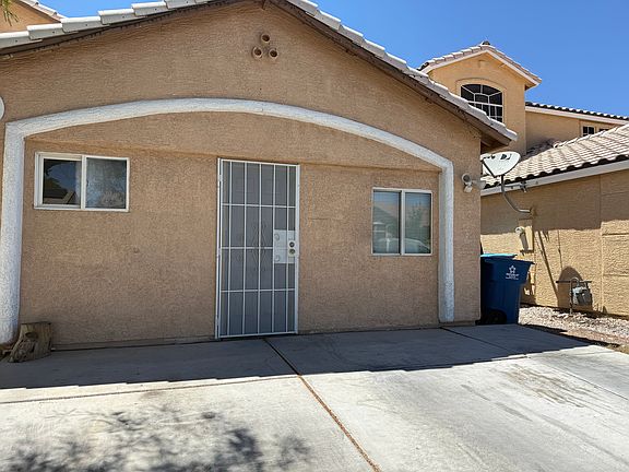 5th image of 2217 Bridle Wreath Ln