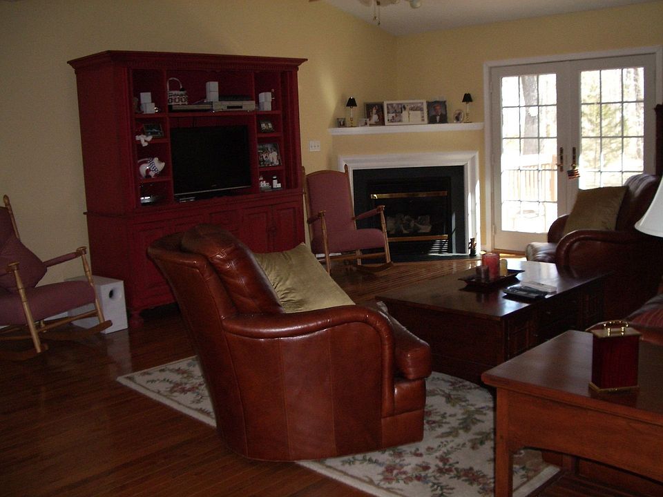 2nd image of 5314 Wyndemere Cir