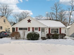 530 Glen Park Dr, Bay Village, OH 44140