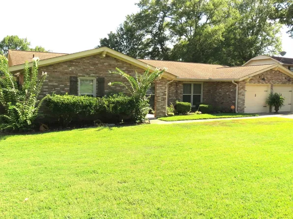 2504 W 42nd Ave, Pine Bluff, AR 71603