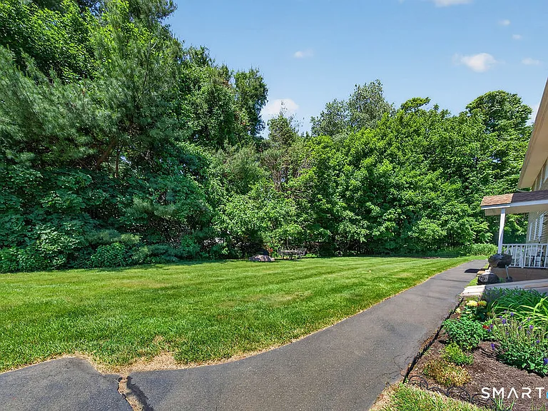 1789 Foxon Rd #7D — Photo 17