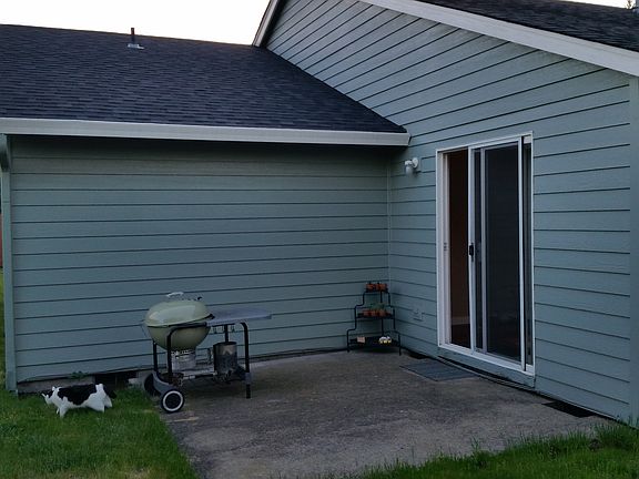 3rd image of 10407 NE 74th St
