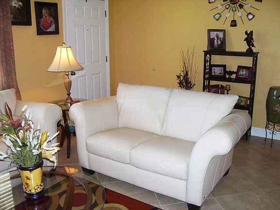 5th image of 10417 SE 176th St