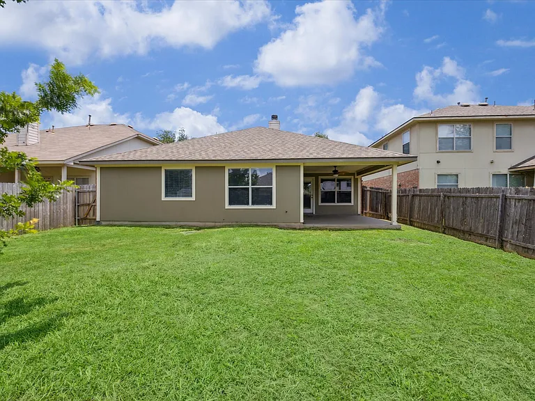 3813 Bandice Ln — Photo 15