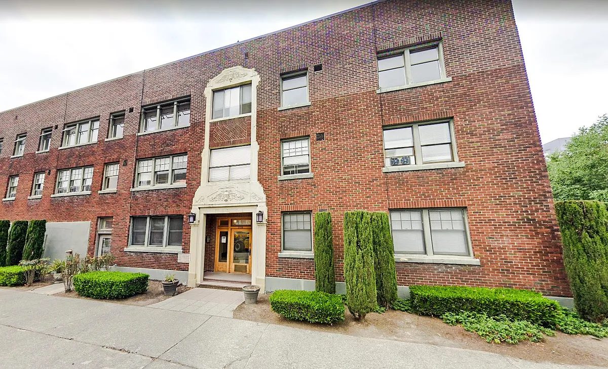 Building Photo - 316 E Harrison St