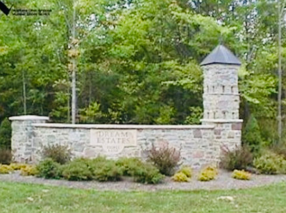 1st image of 15470 Fedeli Ln #2