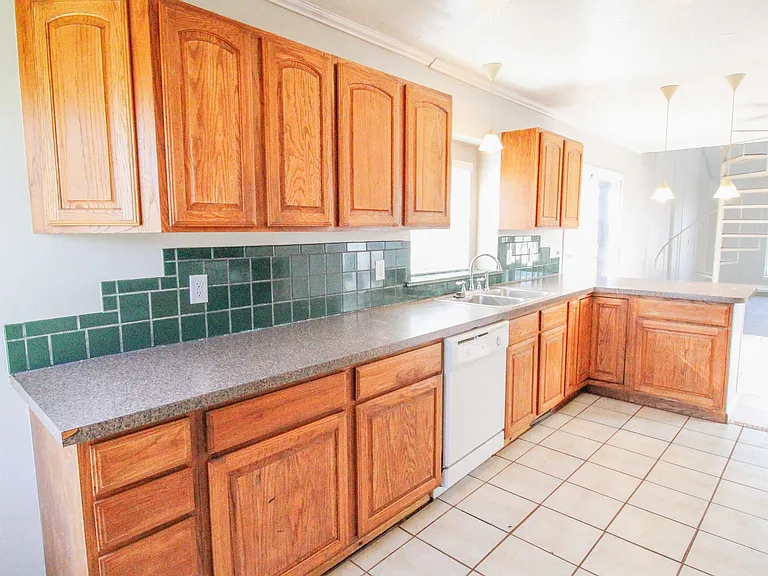 8900 N Shannon Ave — Photo 11