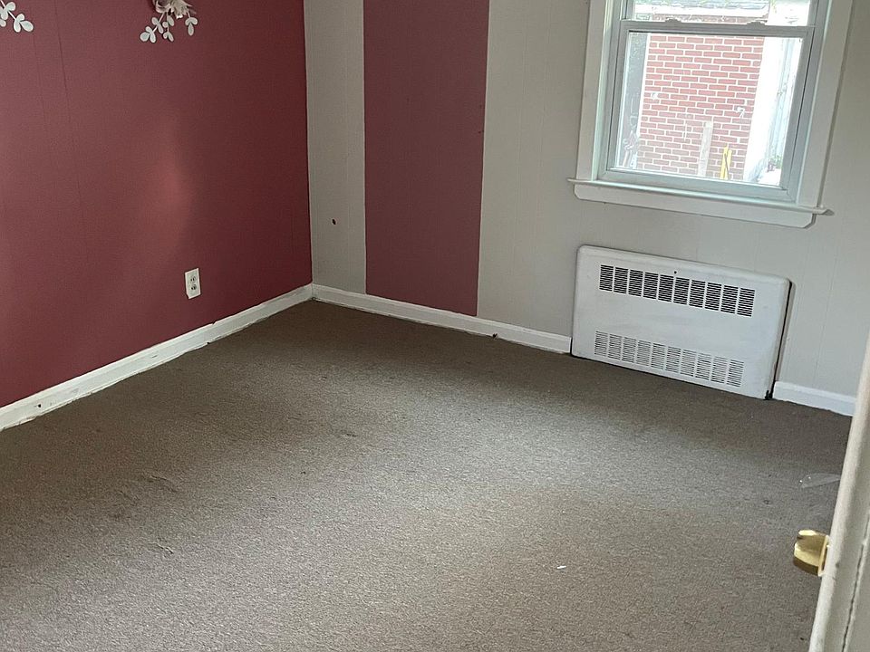 Bedroom #2 (Will be repainted)
