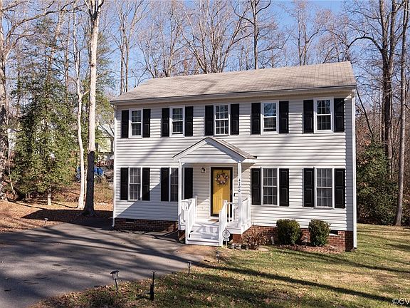 3rd image of 4700 Mason Rest Ct