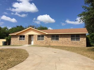1006 Laurel Dr, Laredo, TX 78045