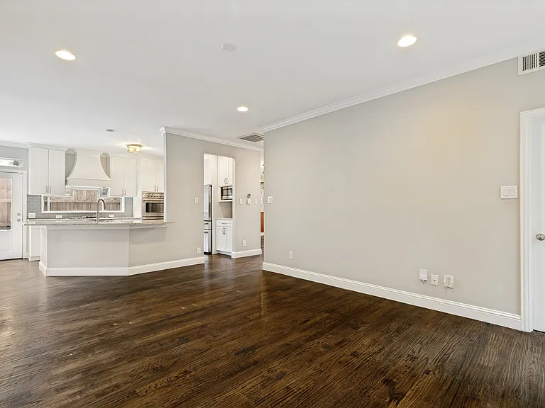 18515 Kelly Cave Trl — Photo 7