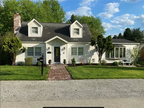 105 Gibson Rd, Bentleyville, PA 15314