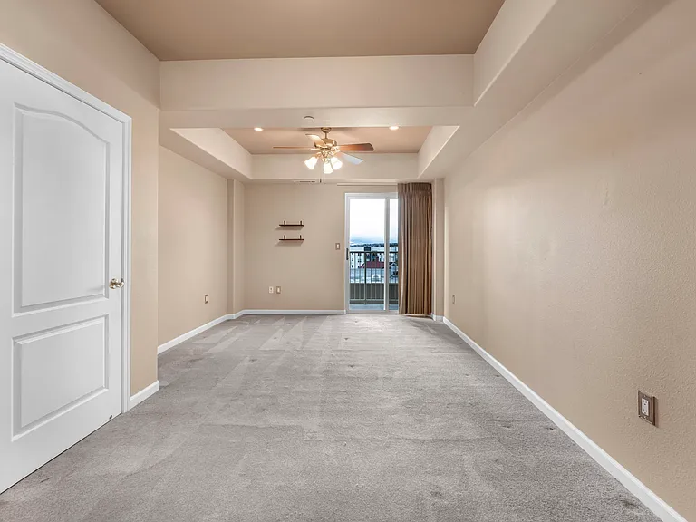 200 W 2nd St #412 — Photo 21