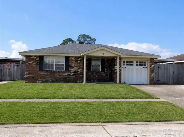 312 Blossom Ct, Waggaman, LA 70094