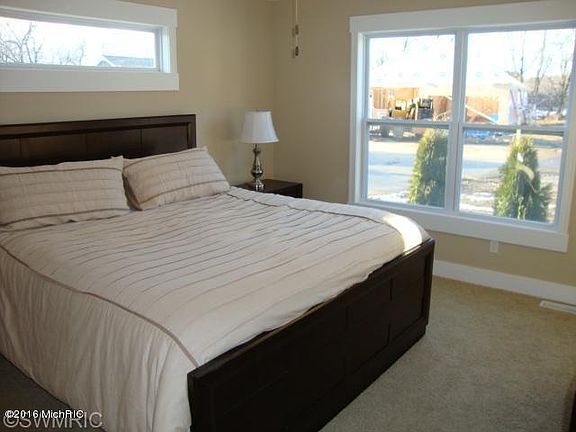 4th image of 315 Lilybells Ln