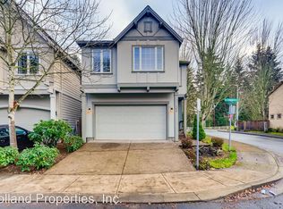 172 NE Stonebriar Ln, Hillsboro, OR 97124