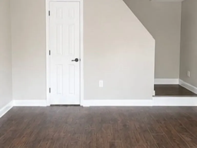 111 Main St — Photo 5