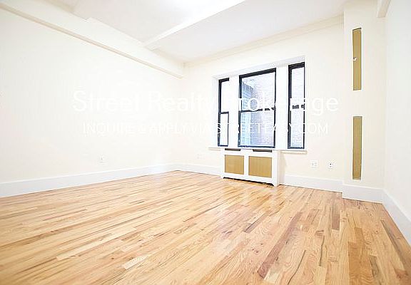 5th image of 106 W 69th St #1-D