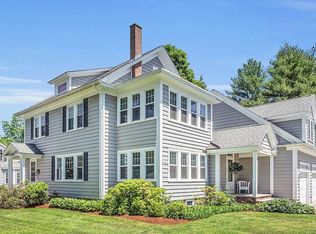 221 Hampshire St, Methuen, MA 01844