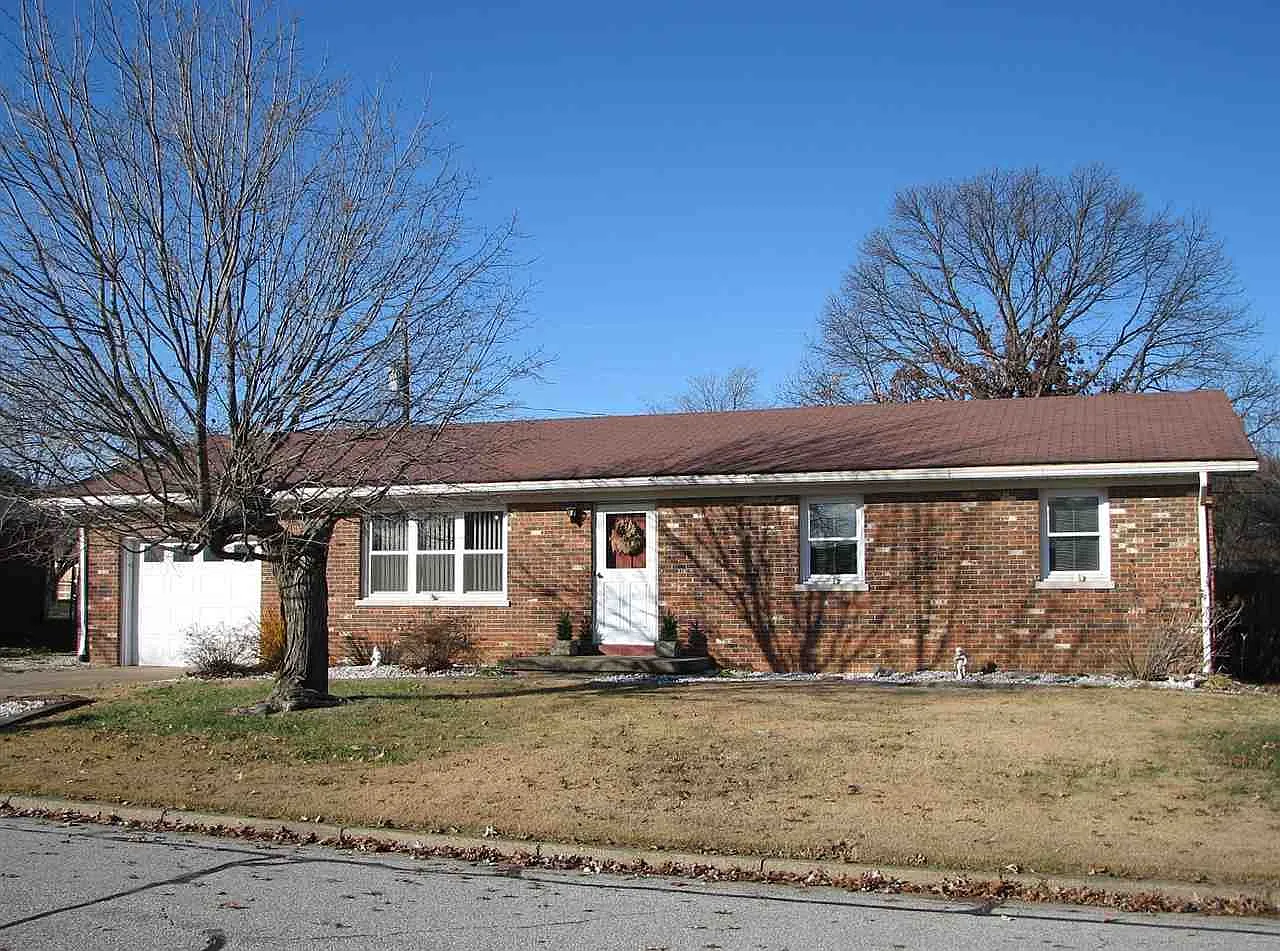 333 Riviera Dr photo 1