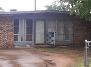 2822 66th St #SINGLE, Lubbock, TX 79413