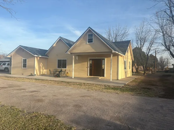 11 Memory Ln, Mesilla Park, NM 88047