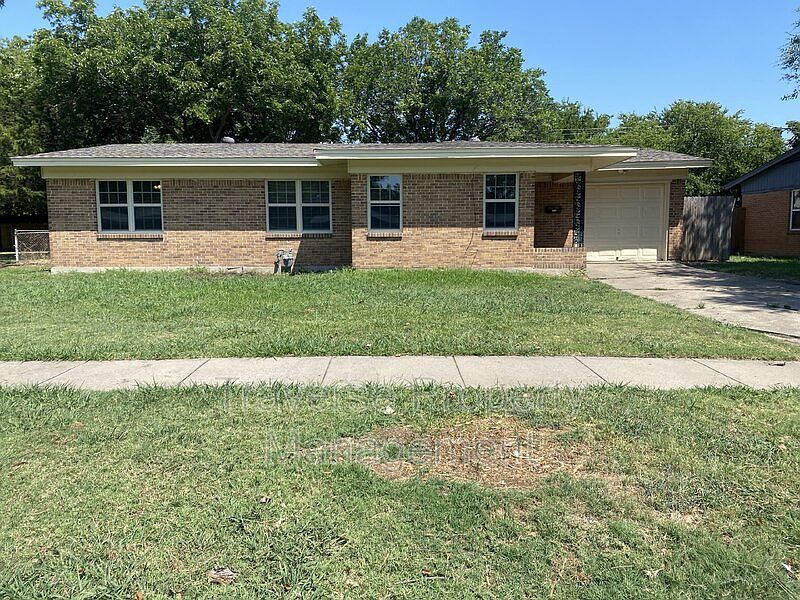 1st image of 7913 Laura St
