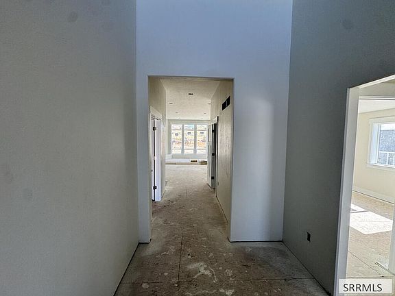 5th image of 1705 Dumas Cir