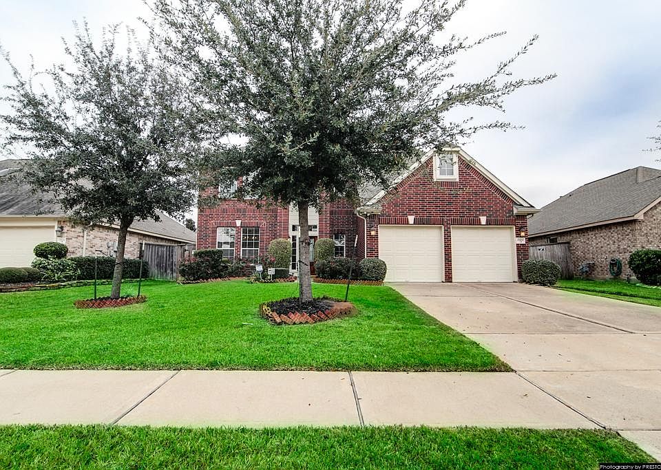 1st image of 15430 Berkshire Manor Ln