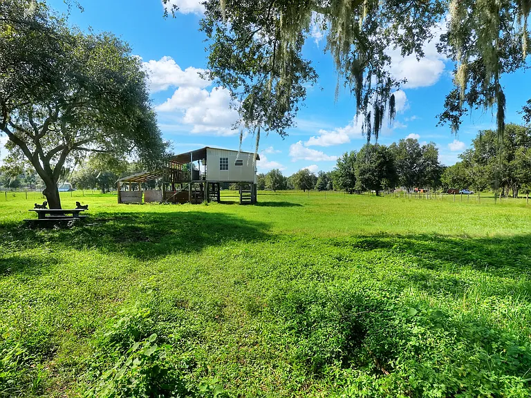 12552 Farmettes Rd — Photo 13