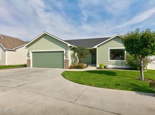2009 S 54th Ave, Yakima, WA 98903