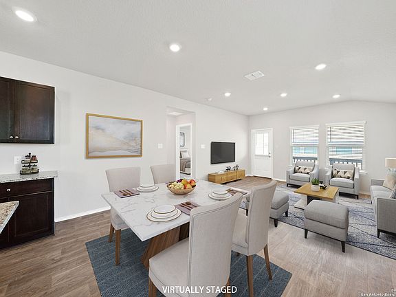 3rd image of 4706 CHEFFINS CT