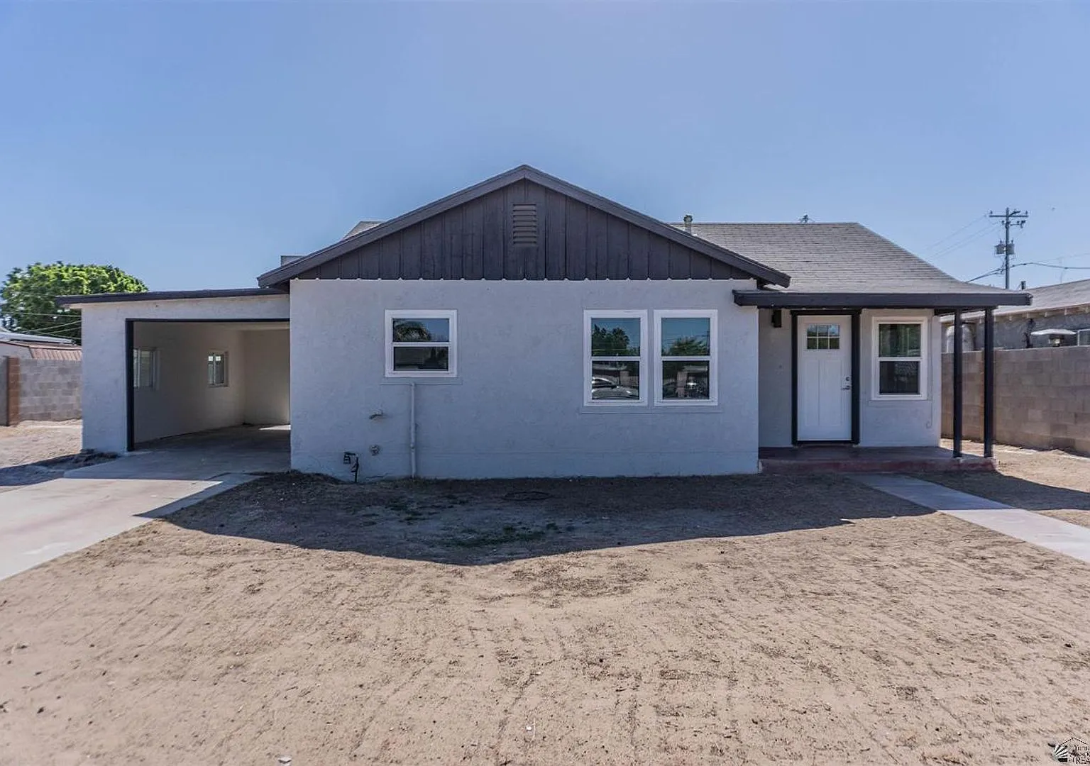 Remodeled 137 N Magnolia Ave — Photo 1
