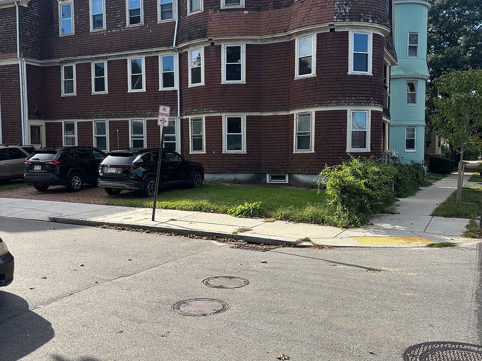 1st image of 64 Sever St APT 1