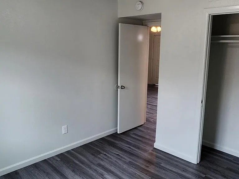 208 W Hamilton Ave #2 — Photo 3